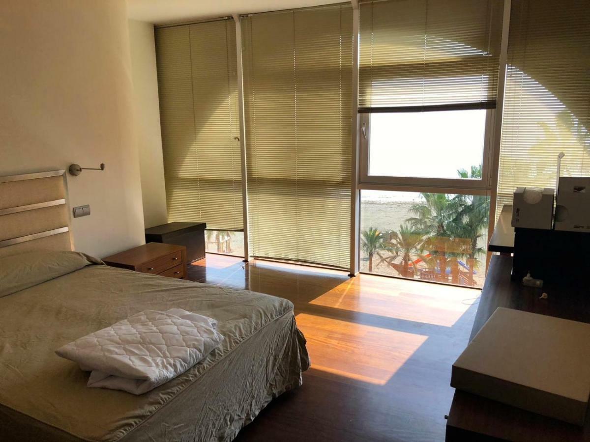 Atico-Duplex Primera Linea De Playa En El Centro De Estepona Extérieur photo